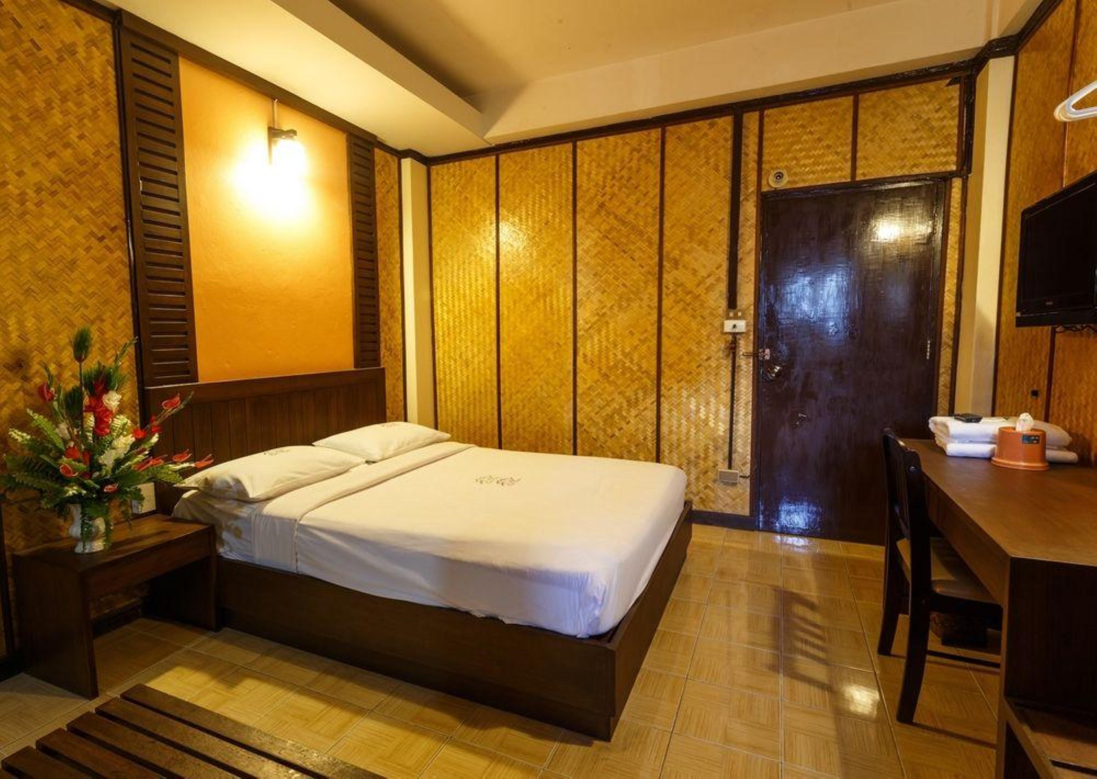 Luck Thai Hotel Chiang Mai Exterior foto