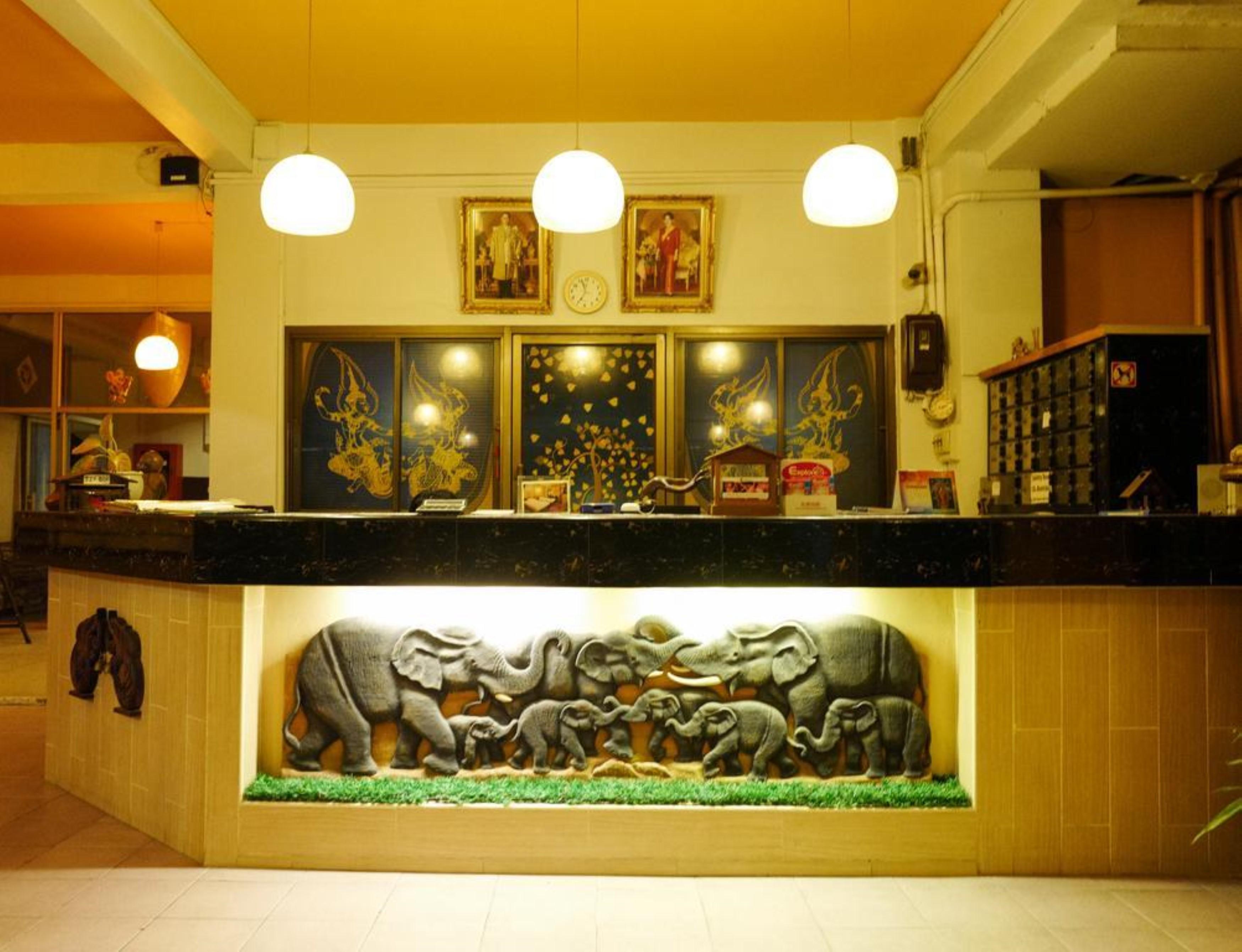 Luck Thai Hotel Chiang Mai Exterior foto